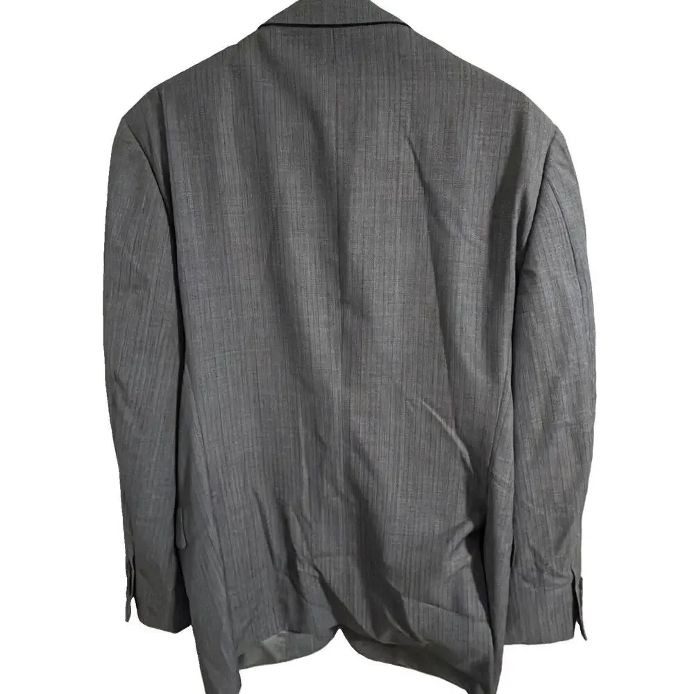 Canali step out